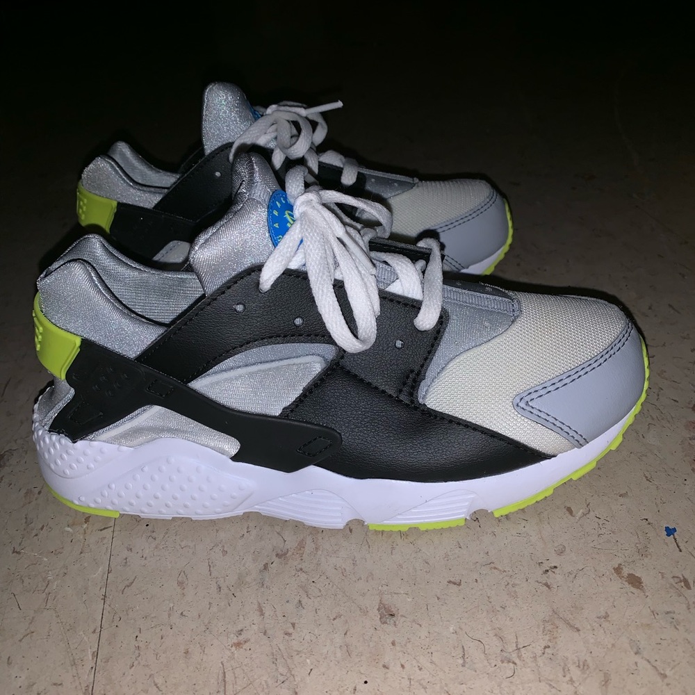 Little Kids Nike Huarache Run size 3